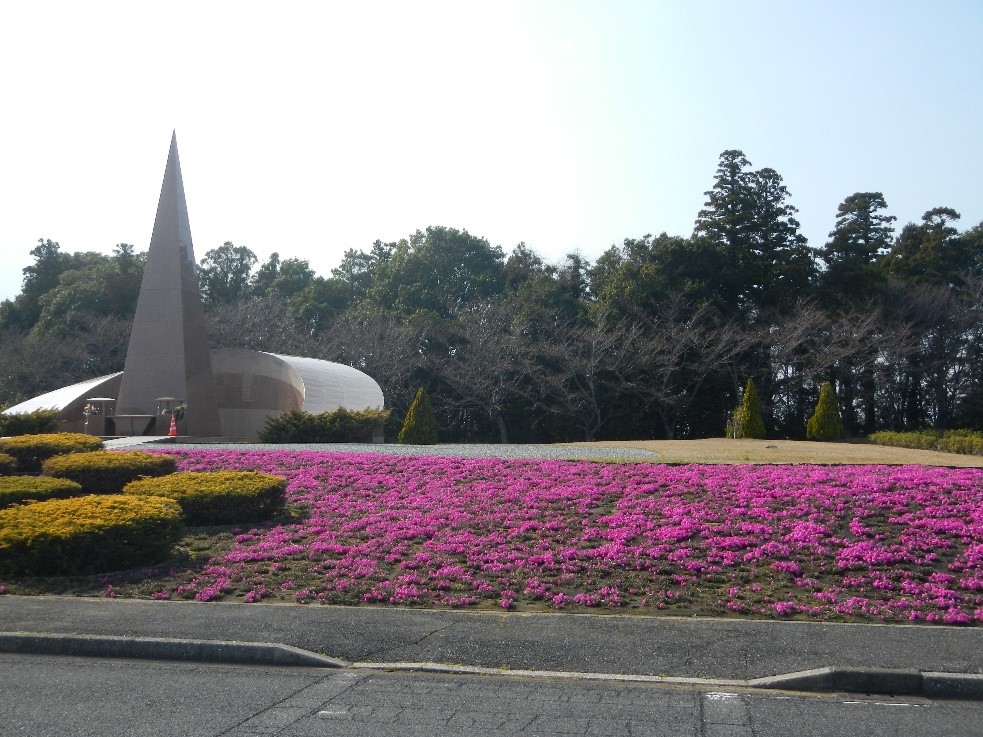 供養塔付近