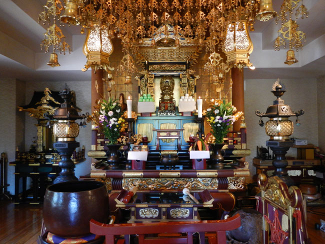 お盆のお供え物　朱雀殿